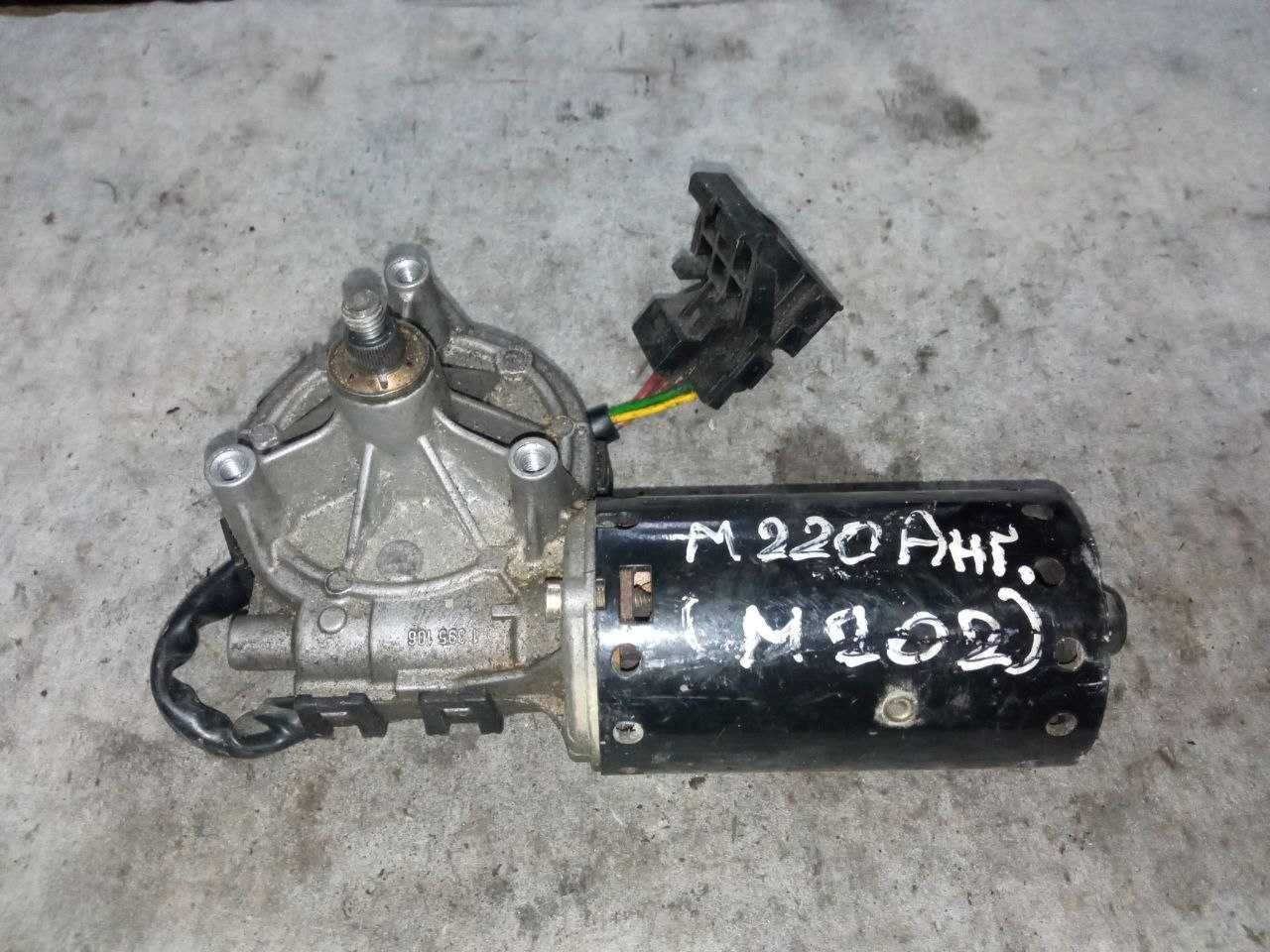 Моторчик склоочисника задній Mercedes-Benz W220 1395106 390241435