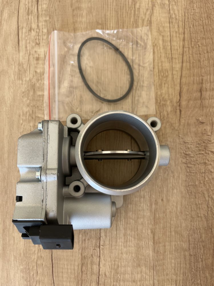 Przepustnica do silnika v6 3.0 2.7 TDi 4E01.459.59C Audi A6 Q7 A4 Q5