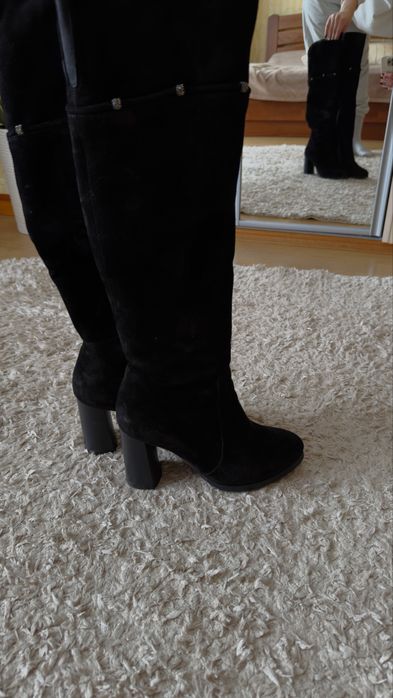 Ботфорди на підборах