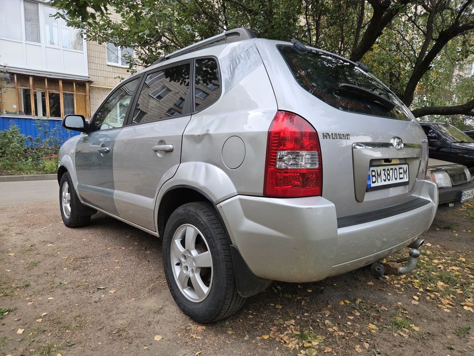 Hyundai Tucson 2008 2.0 на тимчасовій для ЗСУреєстрації.