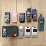 Stare telefony Nokia 3310, 3410 Motorola V3 5110