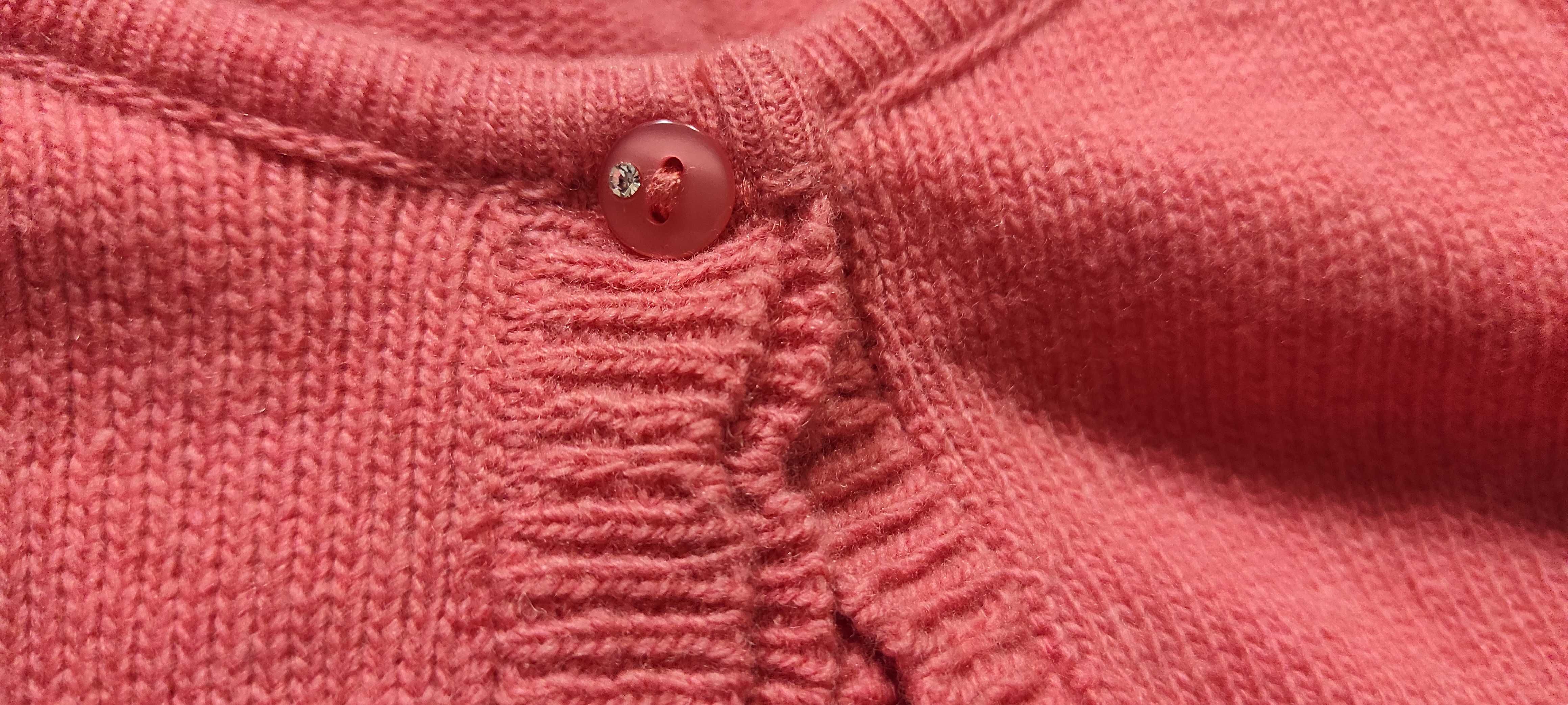 Bolero de lã rosa muito fofinho
