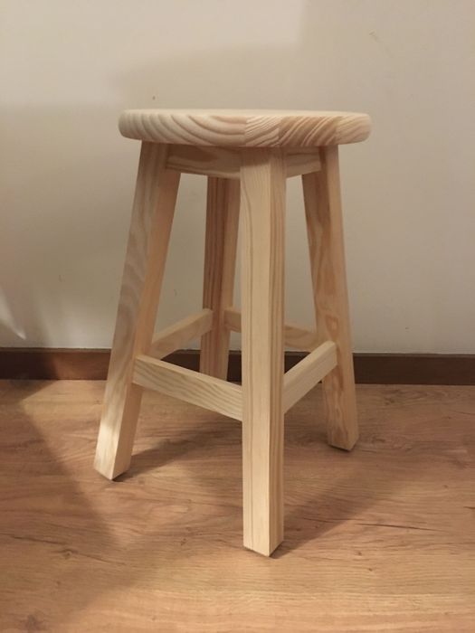 Banco tampo redondo 50 cm altura madeira maciça