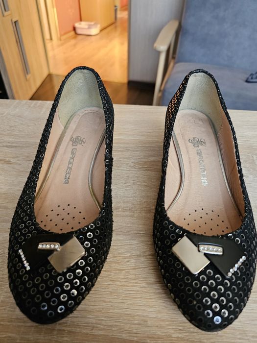 Buty skórzane granatowe stan bardzo dobry