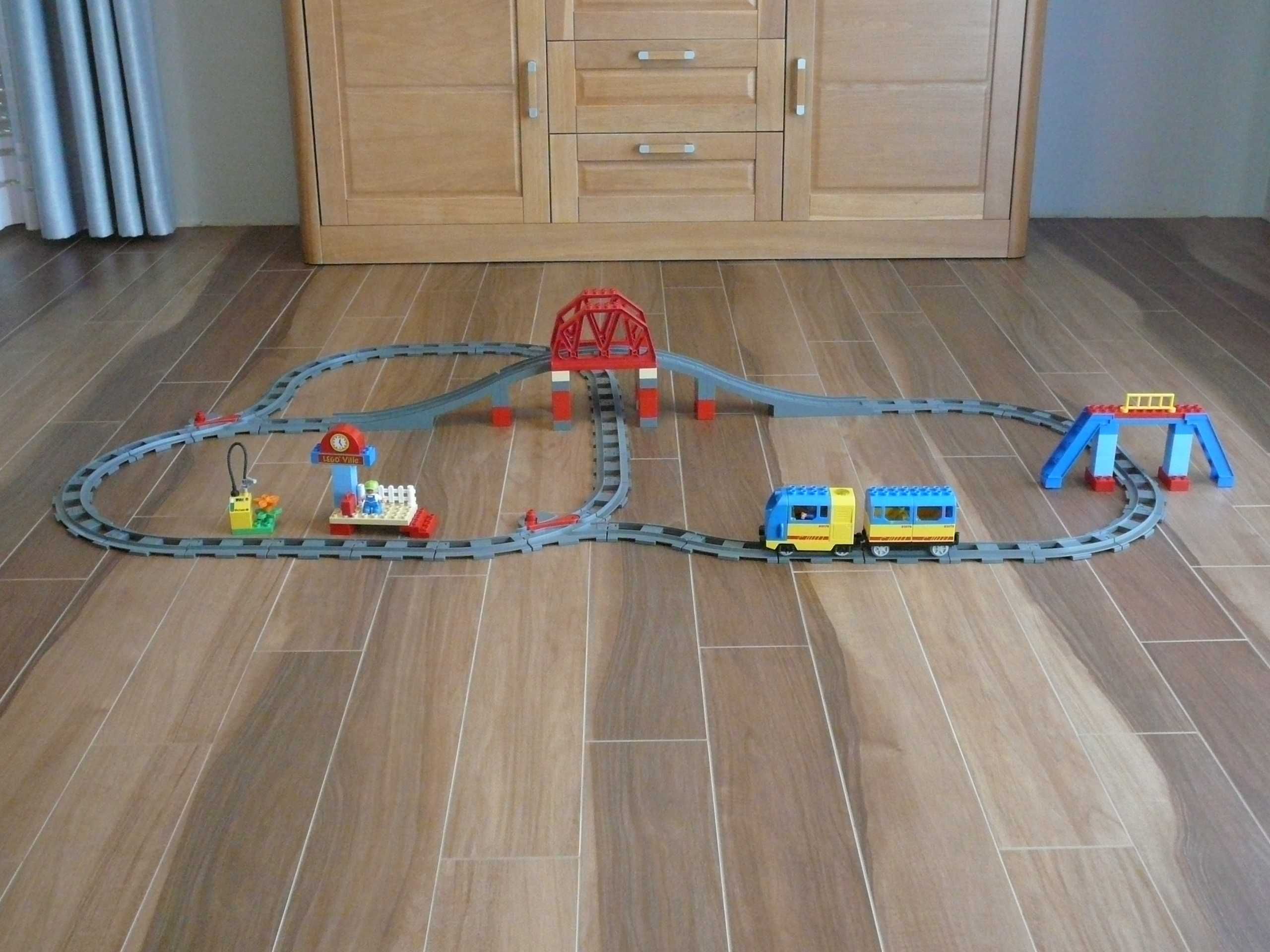 Duży zestaw Lego Duplo pociąg (5608+5609+3774+3775)