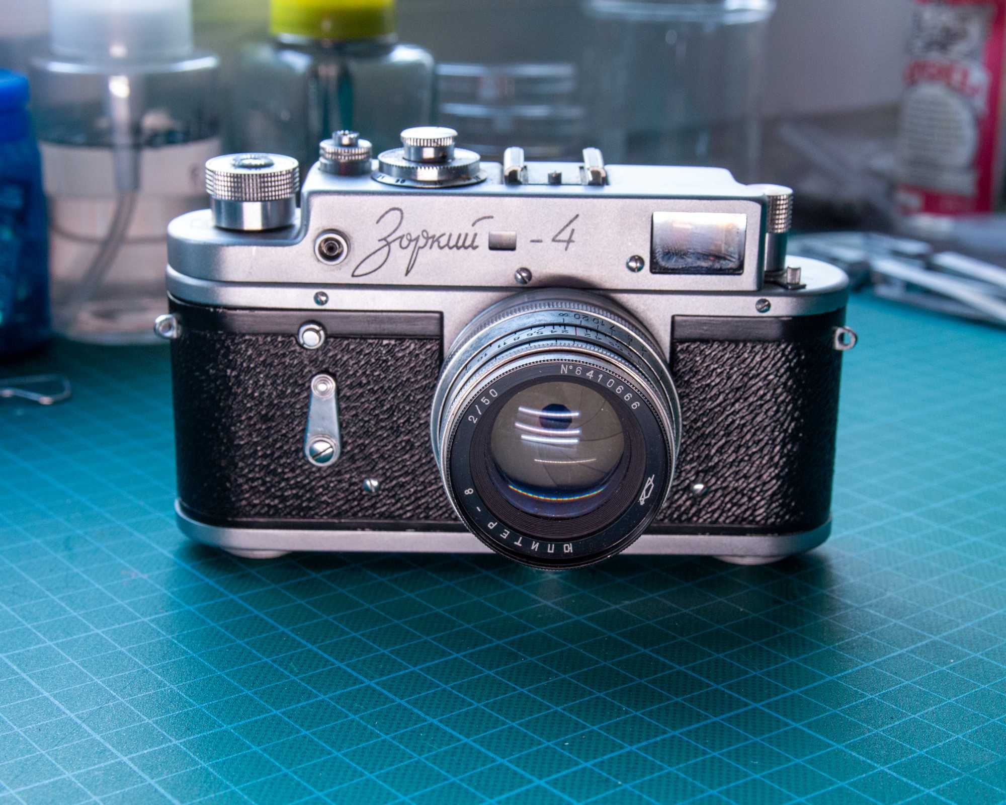 Máquina fotográfica Zorki-4 com objectiva Jupiter-8 50mm f/2