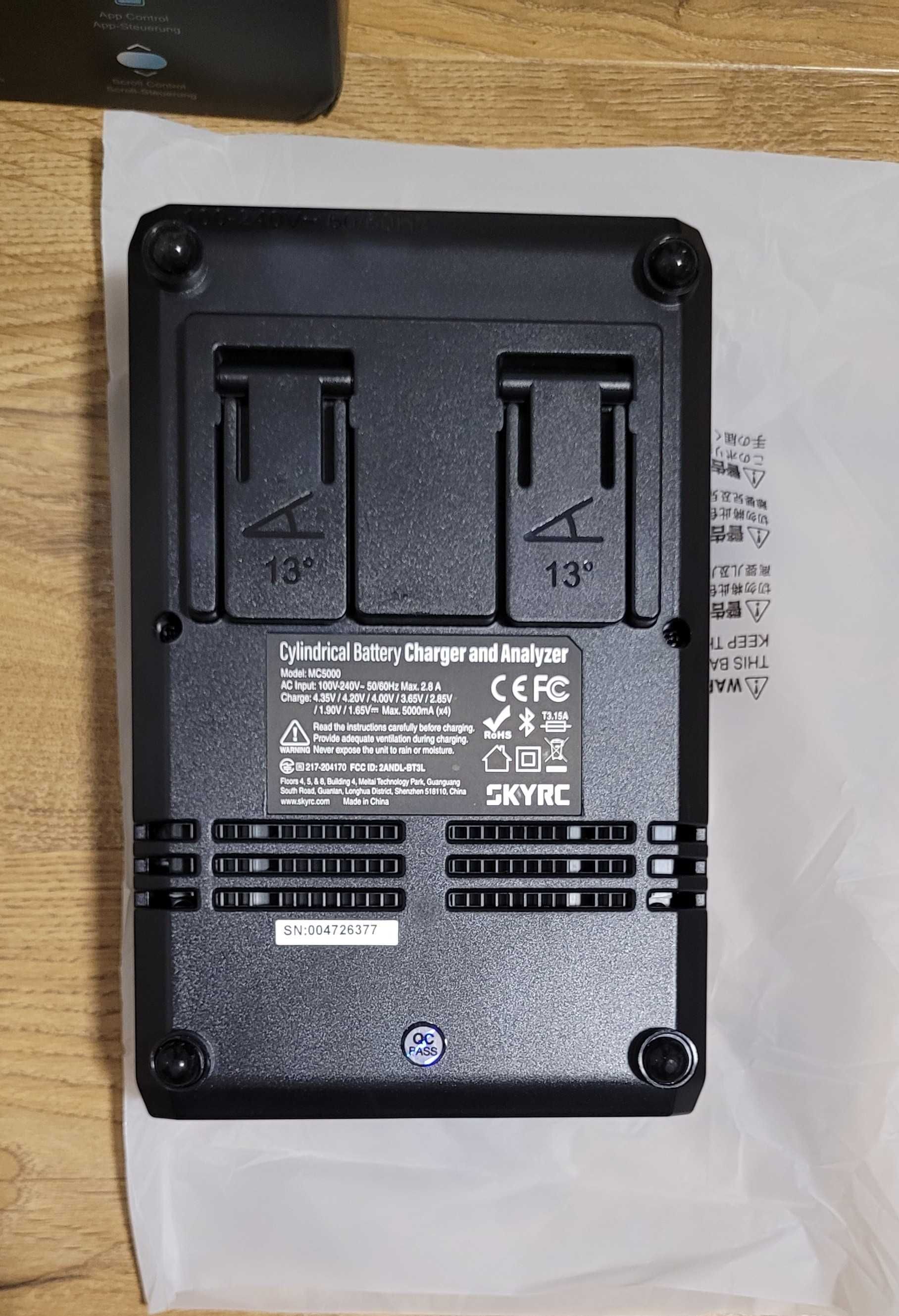 Зарядний пристрій SkyRC MC5000 (Li-ion/LTO/LiFePO4/Ni-Mh/Ni-Zn/Na-ion)