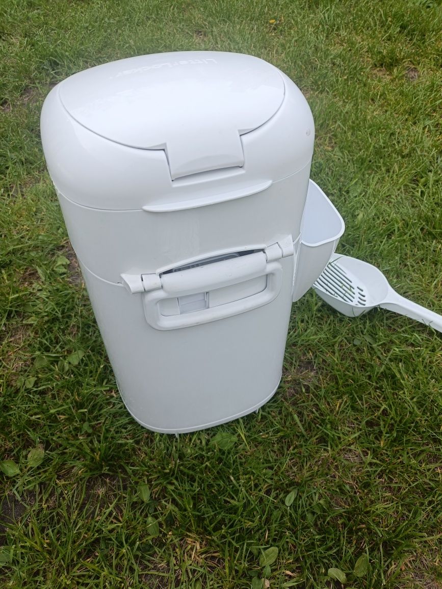Kosz, pojemnik na zużyty żwirek firmy LitterLocker
