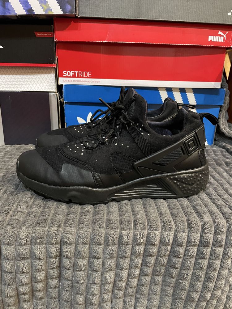 Кросівки Nike Air Huarache Utility Triple Black 40,5(25,5см) ориг
