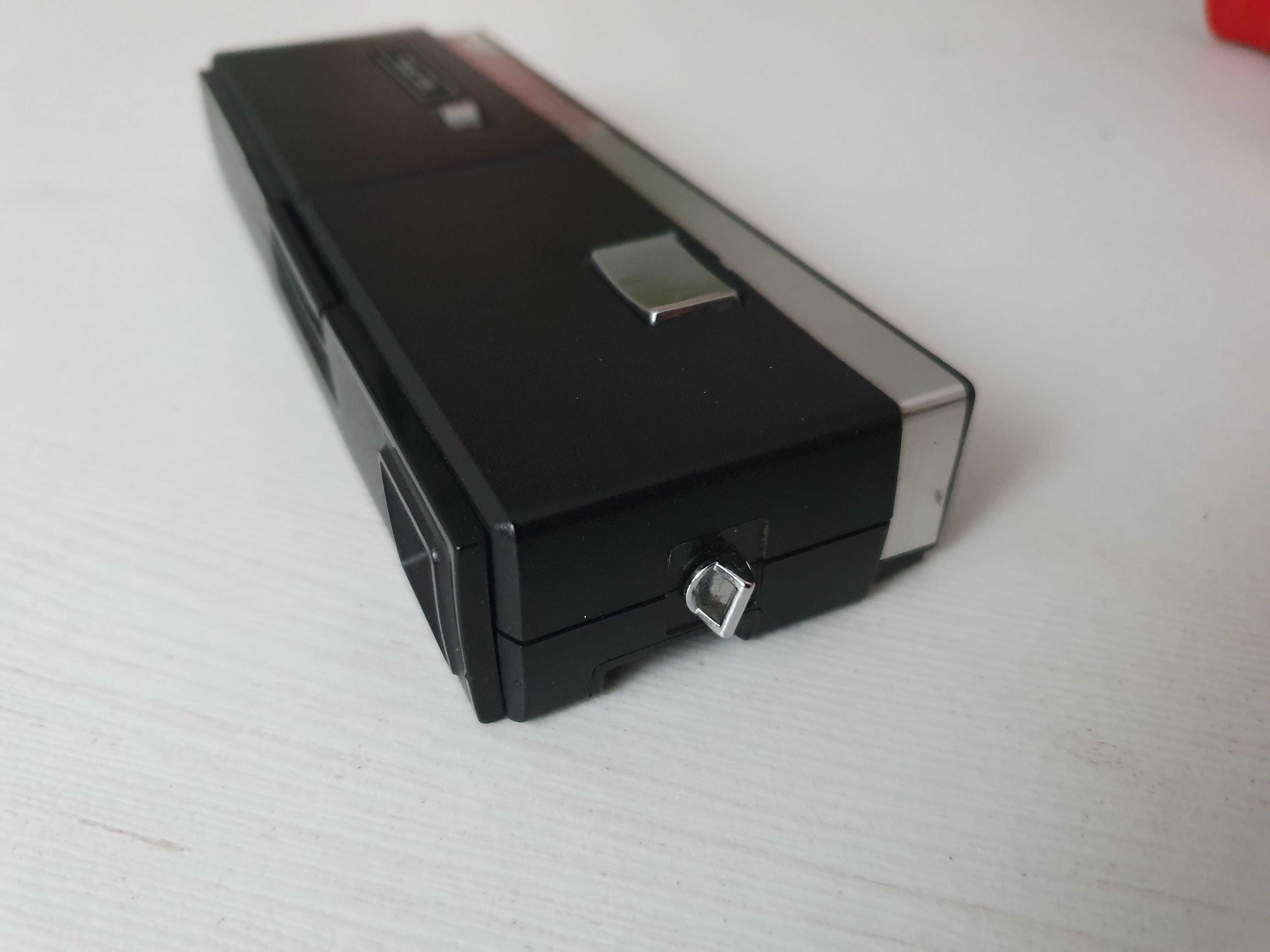Aparat fotograficzny analogowy na klisze Vivitar 602 dla kolekcjonera