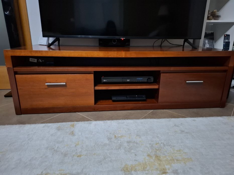 Móvel de televisão