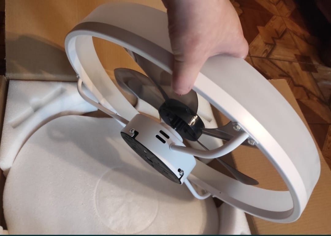 Gisay nowy wentylator sufitowy z oswietleniem i pilotem
