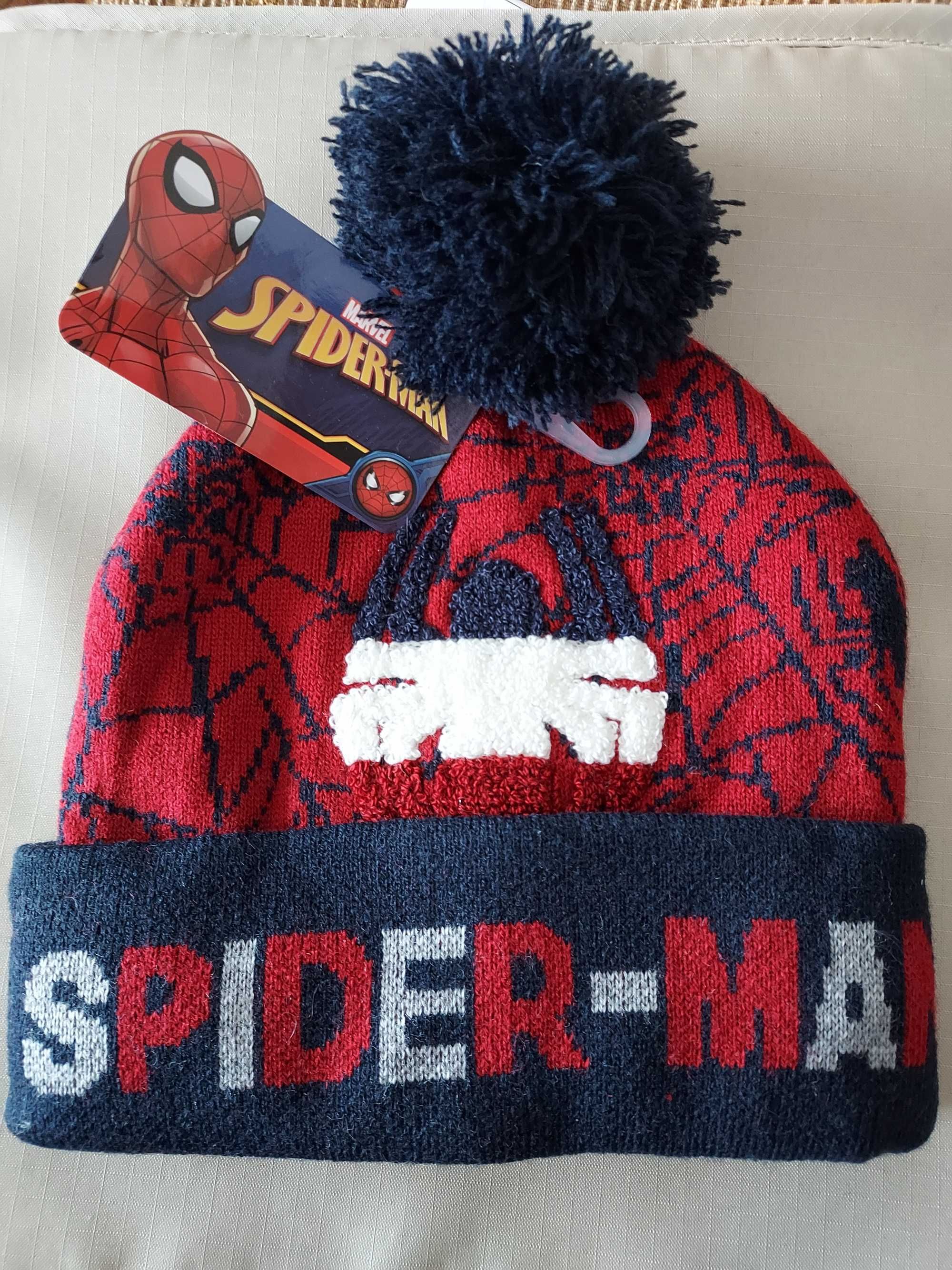 Gorro de menino  homem Aranha tamanho 54