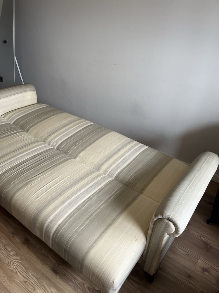 Sofá cama em bom estado