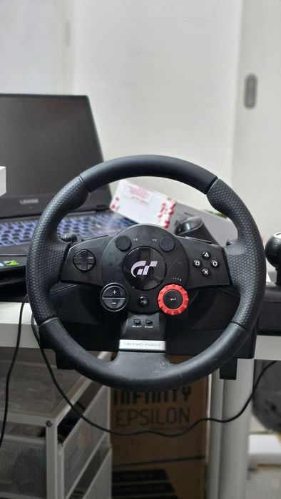 Volante Logitech Driving Force GT – Force Feedback Realista