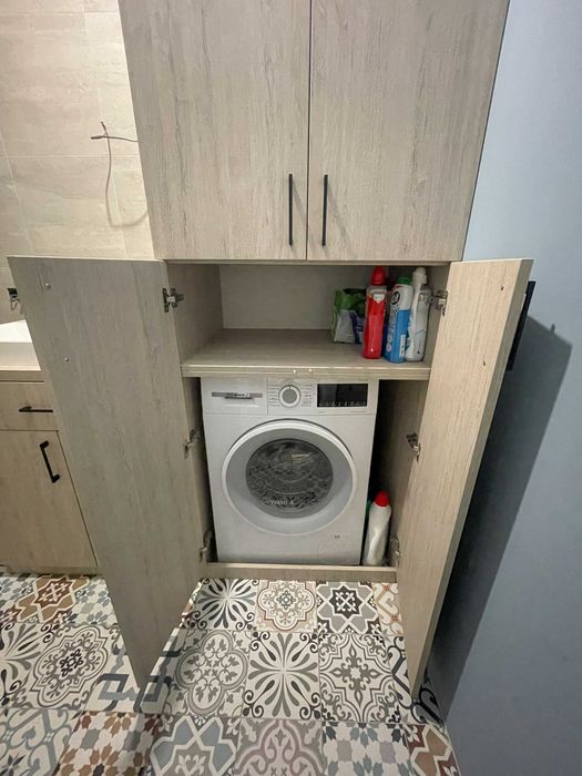 Шафа у ванну кімнату