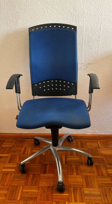 Fotel biurowy firmy SITAG