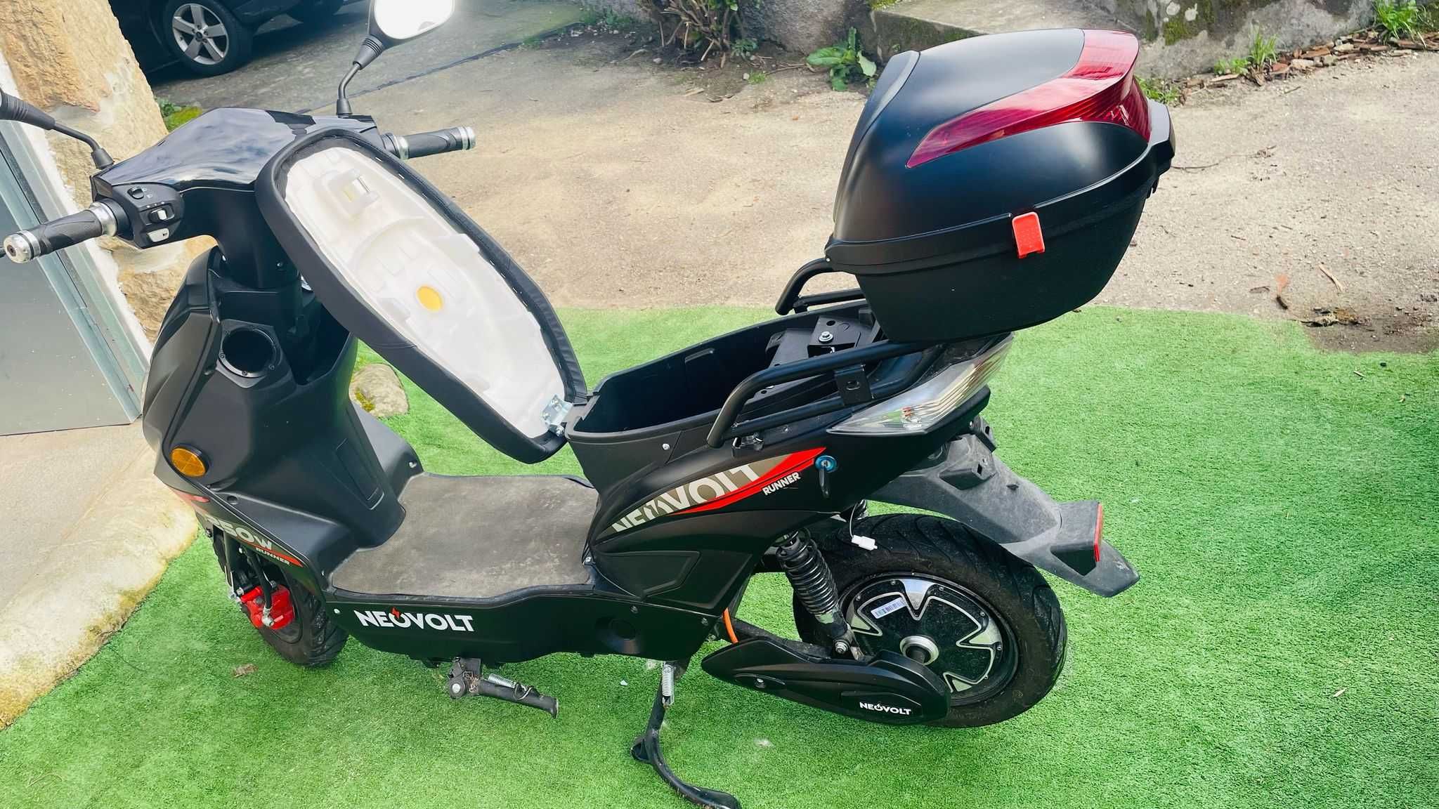 Scooter Eletrica Neovolt Runner 750W