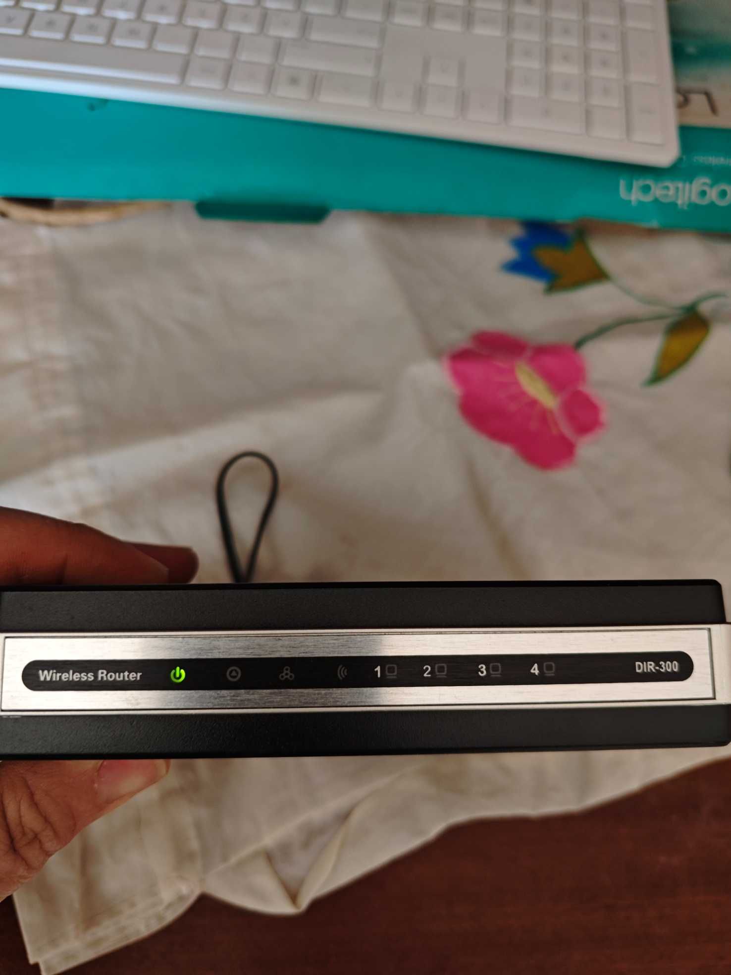Router Wireless D-Link DIR-300