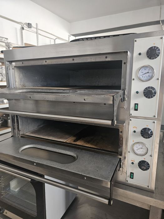 Forno de pizza elétrico