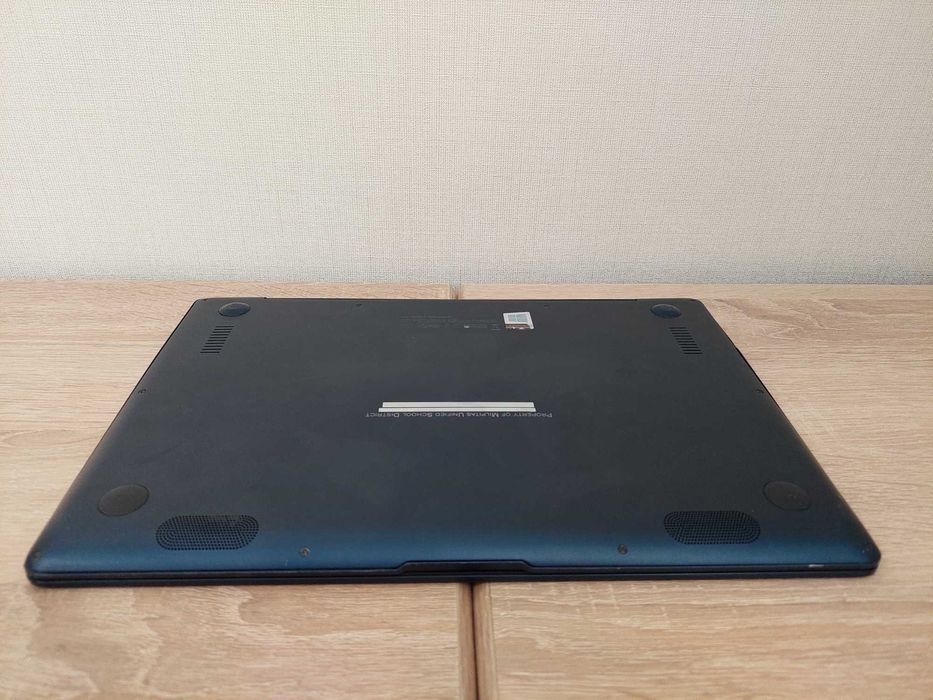 Легкий и красивый ультрабук ноутбук Asus Zenbook U331u i5-8250u 8G Тач