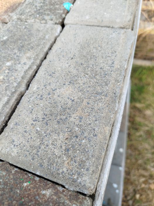 Kostka  brukowa z rozbiorki