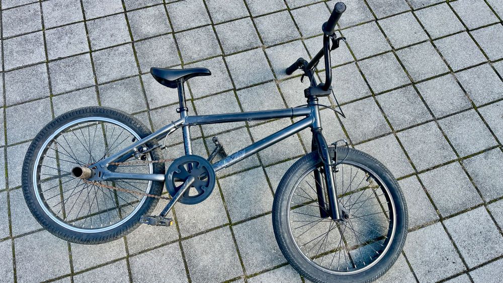 Rower BMX Wipe 100 – 20 cali, idealny dla młodzieży