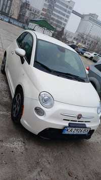 Fiat 500e 2015 Фіат