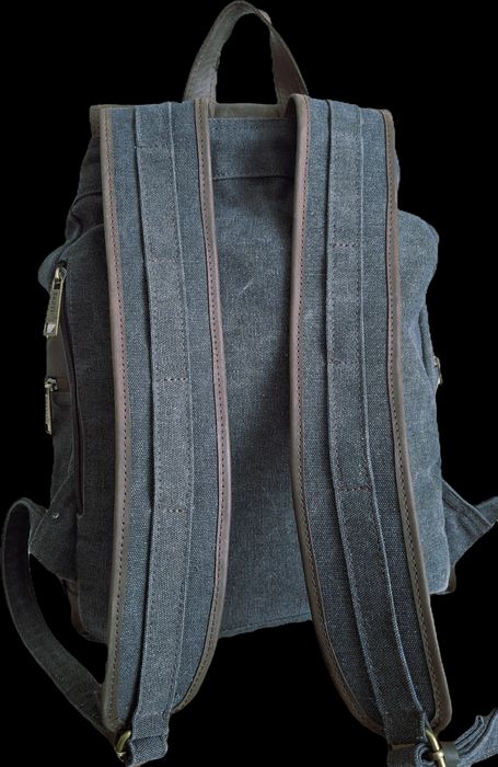 Рюкзак від українського бренду TARWA. Канвас та натуральна шкіра.