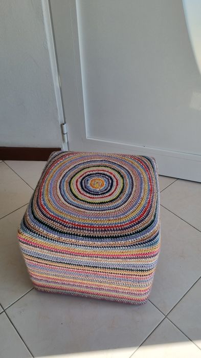 Puff cubo colorido
