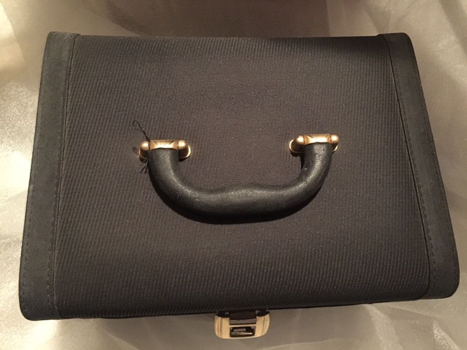 Necessaire preto