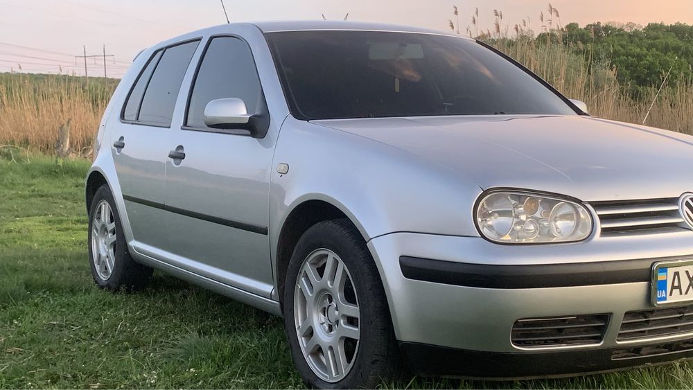 Volkswagen Golf4(идеал)