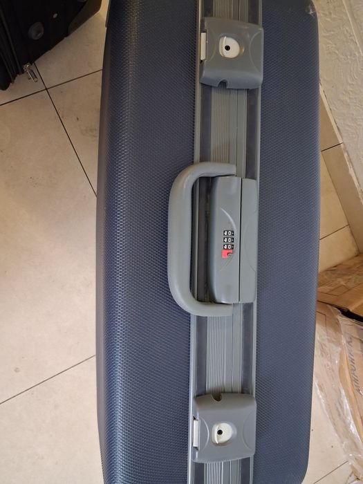 Чемодан, дорожная сумка