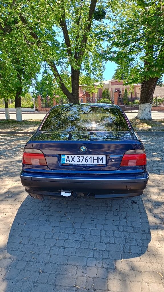 Продам  BMW- 528