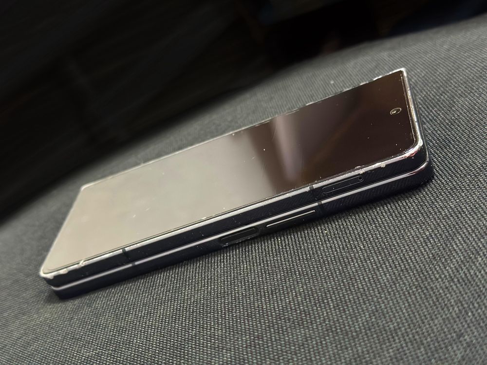 Samsung Galaxy Z Fold 4