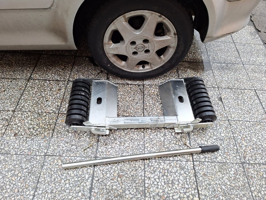 Wózki serwisowe pod urwane koło