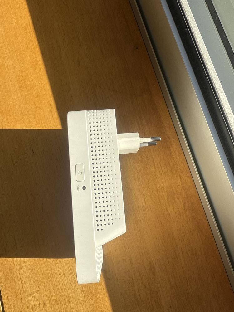 TP LINK RE300 dual band