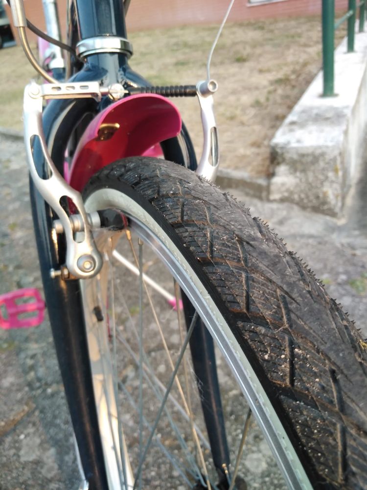 Bicicleta de criança/ jovem