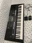 Продам синтезатор Yamaha PSR-E423