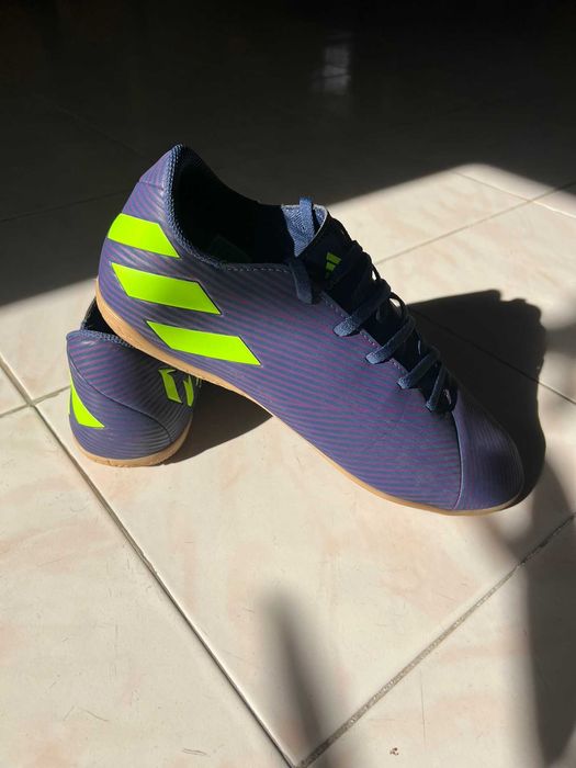 Sapatilhas Futsal - Adidas [excelente estado]