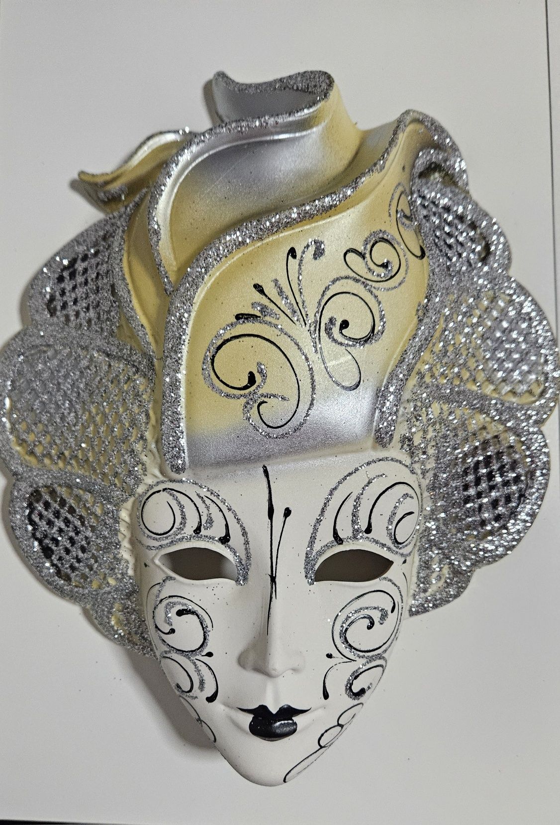Maska wenecka ręcznie malowana