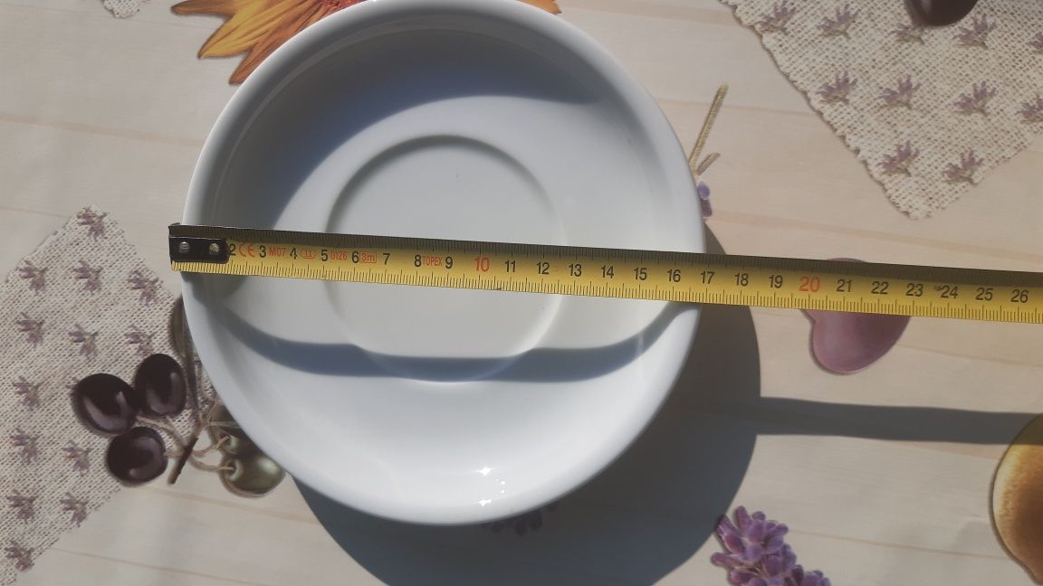 Talerzyk 17 cm Fine Dine Bianco 39 sztuk