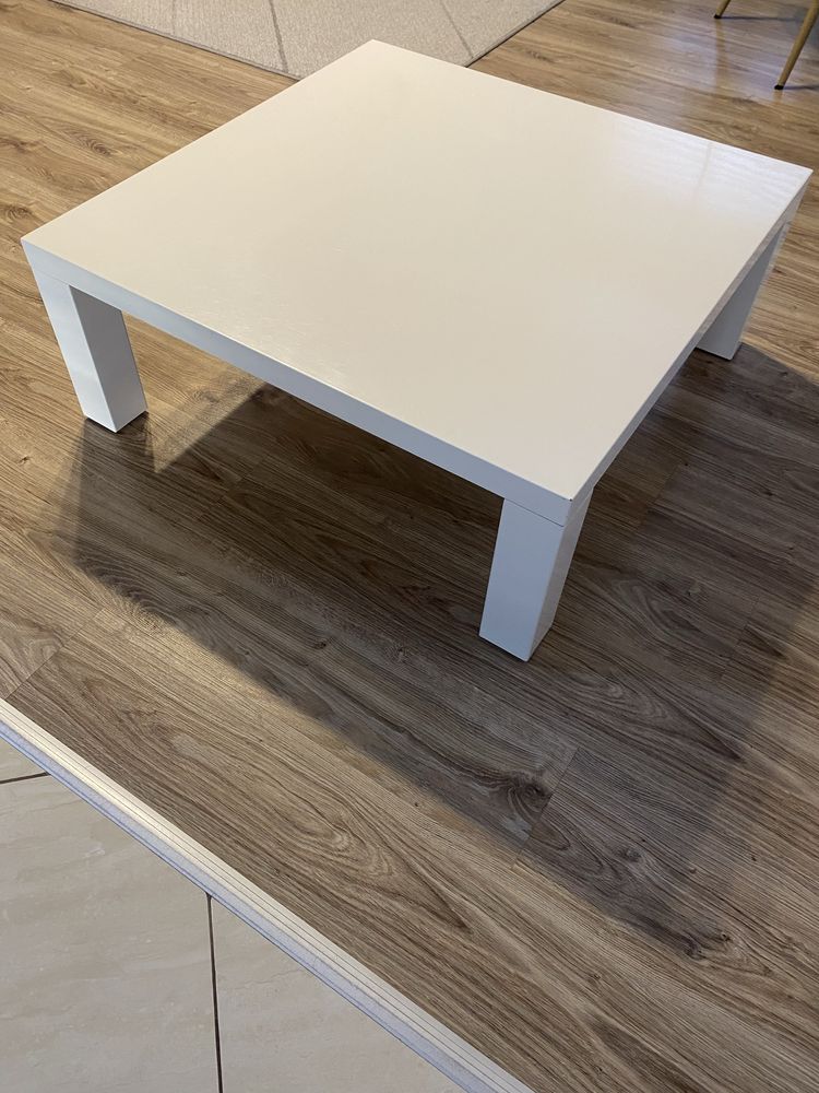 Stolik 90x90 biały połysk