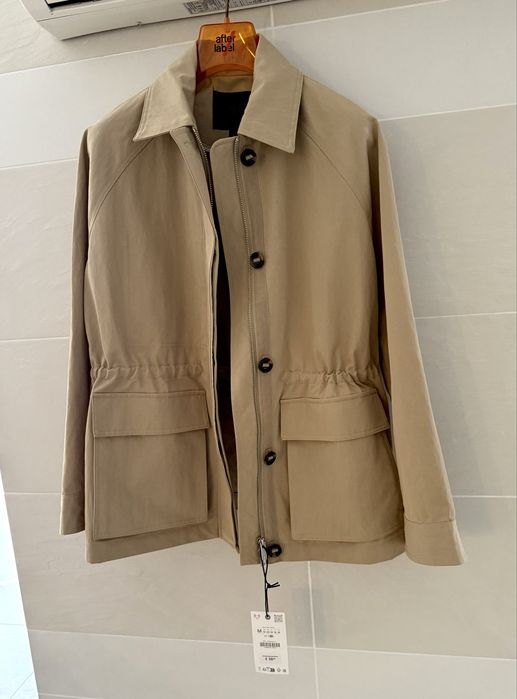 Нова куртка парка Zara