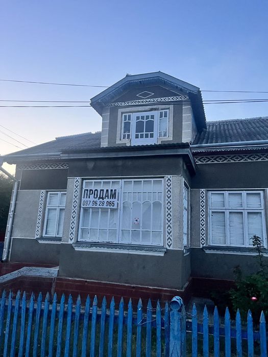 Продається будинок в м.Заліщики.