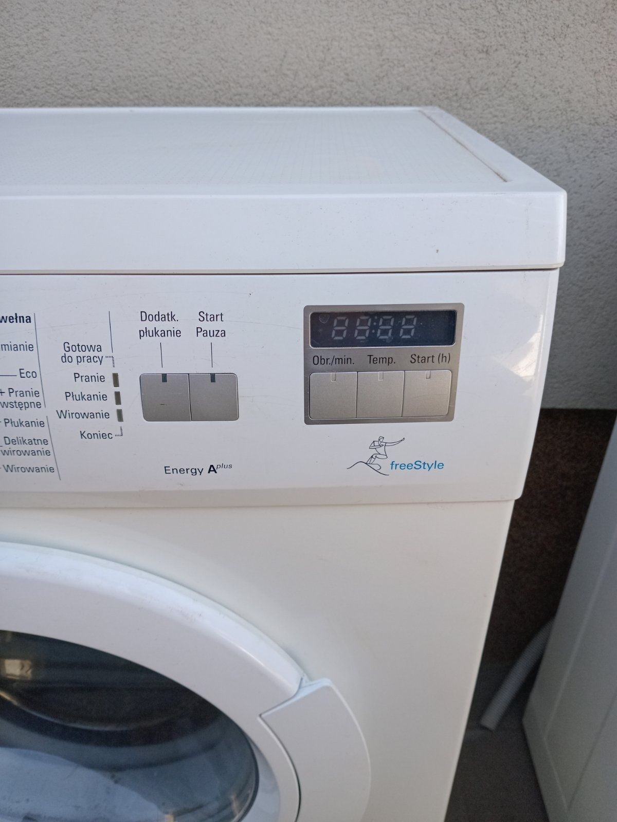 Стиральную машину Siemens продам