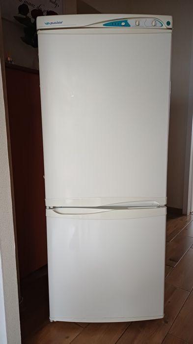 Lodówka Polar CZN 235