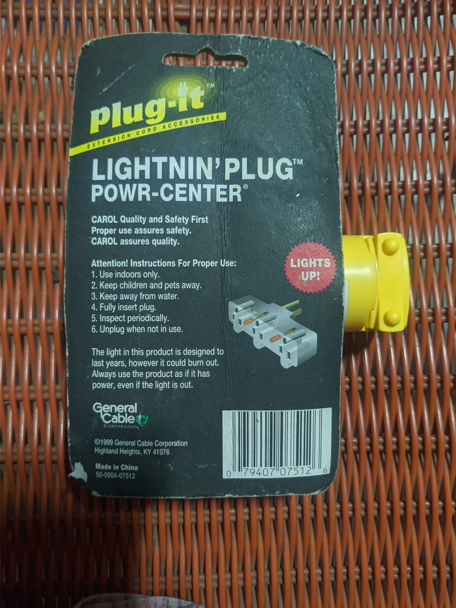 Plug-it. Lightnin plug Power-center