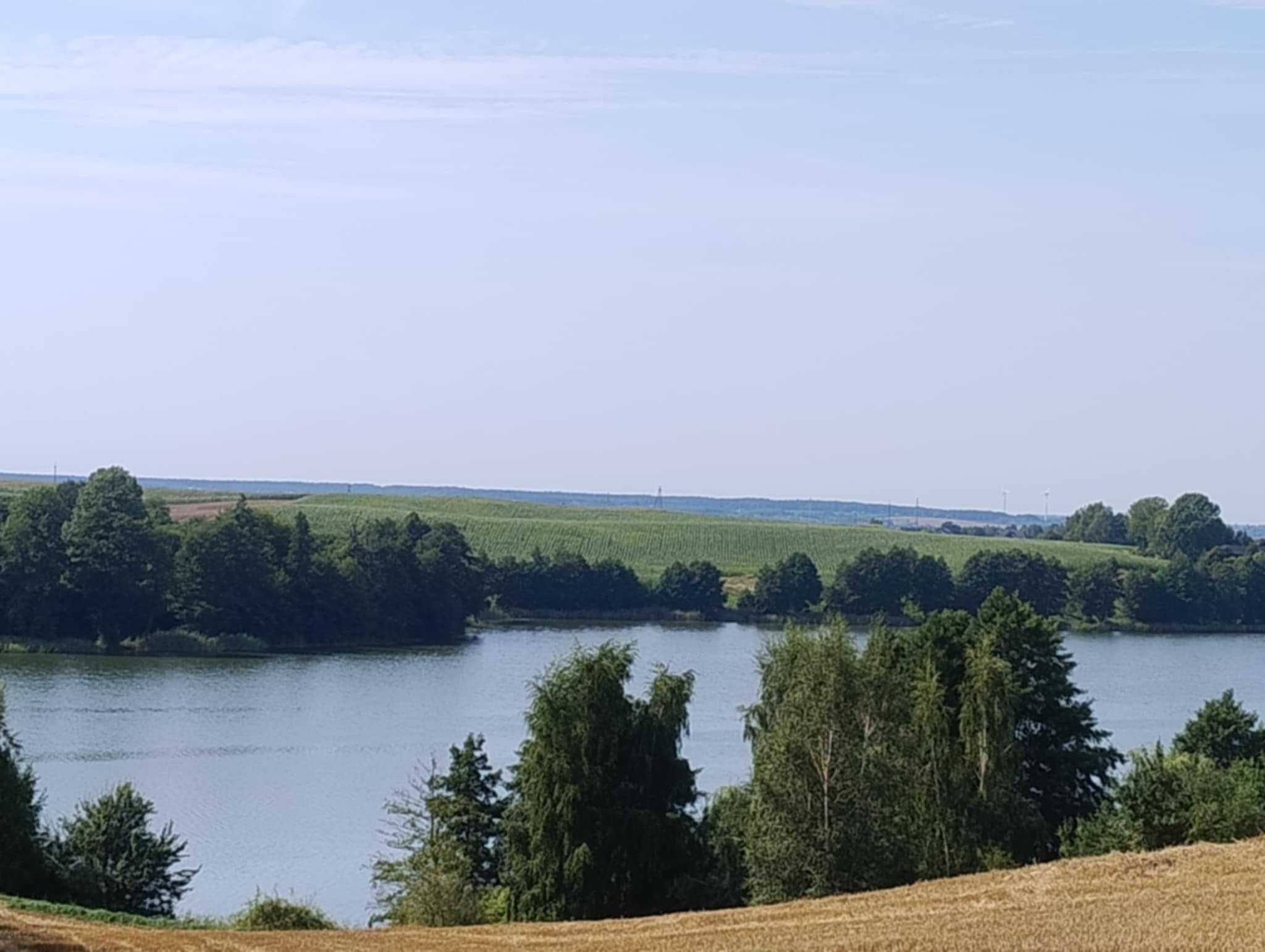 Sprzedam siedlisko nad jeziorem