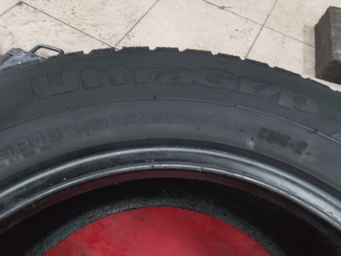 215/65r16c Goodyear Vector ultra grip.2021 rok.
